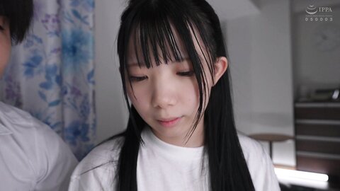 REAL-976 Sacrificial Solicitation I, Hinano Minami, Who Am Completely Obedient To My Mother's Words And...
