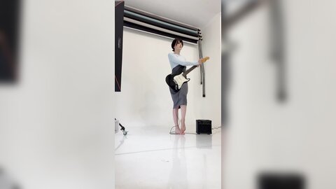 [Cosplay] Candy Ball Hitomio Guitar Sister [64P15V-1.66GB] (13)