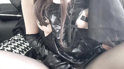 [Cosplay] 阿薰kaOri 偷偷做坏事的修女 [89P28V-2.10GB] (21)