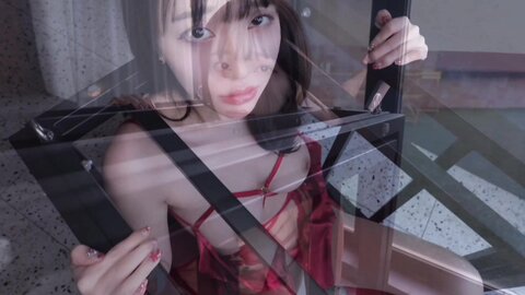 Son Ye-Eun (손예은) - Les Christmas [86P1V-1.77GB]