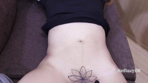 Pinoy Tattoo Artist Fucks 19Yo Client Msstacy08