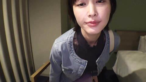 Short Haired Beauty Captivates Men With Her Overwhelming Style