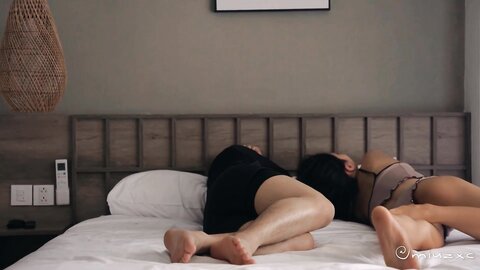 My Hot Tanned Girlfriend Wake Me Up And Make Me Cum Twice By Her Sweet Body Miuzxc