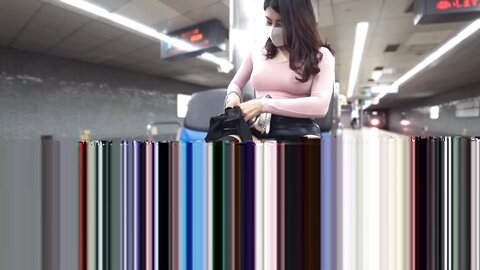 She gets excited by showing off her voluptuous body in public (FC2PPV-4832338)
