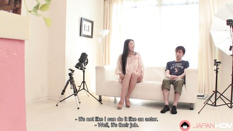 Reiko Kobayakawa Gorgeous Mature Has Fun With Two Dicks