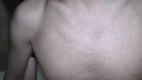 4864671 [Vidéo privée] **pzzyxqx*z*** Une femme mariée de 32 ans qui commence à prendre conscience de l`intensité de son désir sexuel : « Cette bite touche exactement là où il faut... »