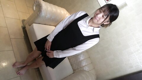 4865696-1 [First Time] **pzzyxqx*z*** A guy with a cute smile who’s been starved of action. He’s completely transformed at the sight of a cock after such a long time. He thrusts his hips vigorously, craving the