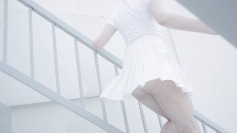 [Cosplay] 阿薰kaOri 天台 [82P1V-649MB]