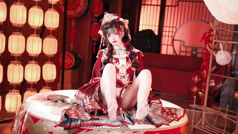 [Cosplay] 阿薰kaOri 新年写真 [576P4V-2.64GB]