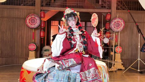 [Cosplay] 阿薰kaOri 新年写真 [576P4V-2.64GB] (3)