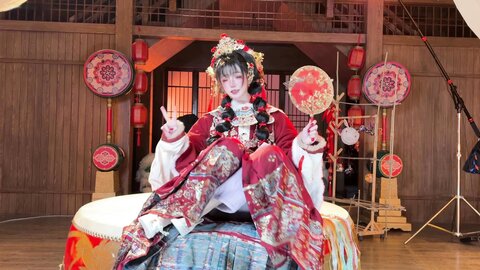 [Cosplay] 阿薰kaOri 新年写真 [576P4V-2.64GB] (3)