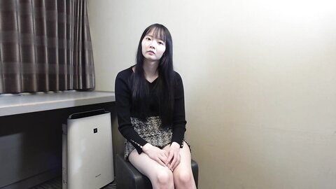 4868579 Exclusive 50% OFF! [1,290 points until 14 April] **pzzyxqx*z* [First Shoot] A fair-skinned beauty with a slim, slender, scrawny figure. Her gorgeous body, which hasn’t been used in a while, is pounded