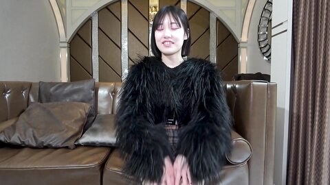 4869117-2 Exclusive 50% OFF! Until the 24th – 1,490 points!! [New] **pzzyxqx*z* ※ Early Bird Bonus – Discovering a New Talent! ‘First Solo Shoot Experience’ – A fair-skinned, slender beauty \ Her sensitive puss