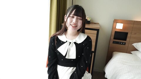 4871425 Exclusive 50% OFF! [Until 20 April, 1290 points] **pzzyxqx*z* [First Shoot] *A 19-year-old girl with a fair-skinned, model-like body. Her hypersensitive body reaches repeated climaxes under intense th