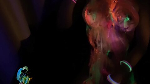 Teen Gf Makes Him Cum And Uses Sperm From Condom Under The Uv Light