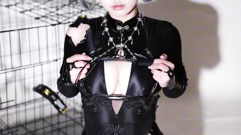 [Cosplay] 柒柒要乖哦 黑靡烟旗袍 [108P2V-1.87GB]