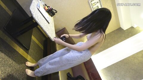 4873441 The fresh-faced 18-year-old Kokoro-chan, **pzzyxqx*z*, is giving POV filming a go