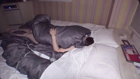 4875797 Exclusive Shocking Footage! [Horny Housewife Gets Impregnated]**pzzyxqx*z* Approved by her husband! A genuine housewife gets creampied in a love hotel?! After the creampie, she gets creampied in the b