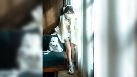 [Cosplay] 蠢沫沫 白毛衣 [18P1V-992MB]