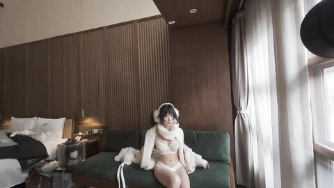 [Cosplay] 蠢沫沫 白毛衣 [18P1V-992MB]