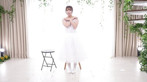 DVMM-385 Her Husband Won't Have Sex With Her... Kaori, 32, A Married Ballerina In Her Prime, AV DEBUT, Comes...