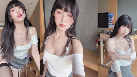 [Cosplay] 不呆猫 OL顶头上司 [91P1V-1.41GB]