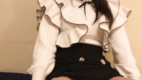 4886248 65% OFF! *65% OFF until 12 May* [Private Shoot \ Innocent] **pqjqqnssx* Seriously cute! Clothed sex with a slender, beautiful maid café waitress! Bareback creampie!!
