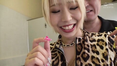 Seina Arisa  Blogger Gal Park Ass Hole Paradise Alice Hen 2