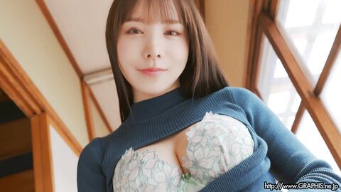 Graphis Gals – Ao Ebisaki 海老咲あお Seductive Clip 1