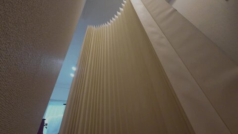 4892165-2 Exclusif [Séance photo privée · Masseuse érotique] ***szxpnnq*x <Une femme rasée comme Masami Nagano> « Que se passe-t-il quand on essaie un massage érotique ?! » Ma chatte me démange et mes tétons so