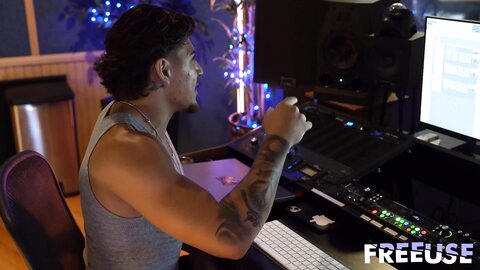 Scarlett Alexis  The Recording Studio