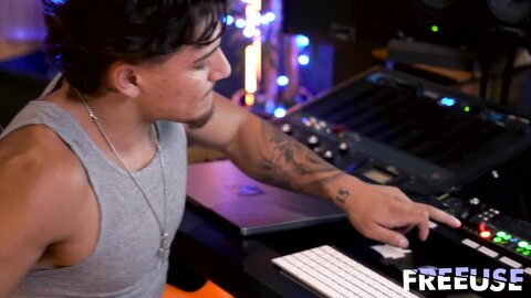Scarlett Alexis  The Recording Studio