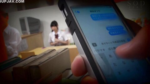 Student Matsuri Kiritani has a stalker between the trains and school (STAR-816)
