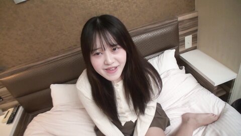 4897676-1 50 % de réduction exclusive ! [Nouvelle recrue] **pqjqqnssx* Première séance photo \ C`est la toute première fois qu`elle pose. *Bonus de précommande* Arrivée à Tokyo depuis deux ans. Une fille sans p