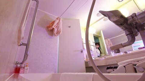 4900720 Exclusive75%OFF![無修正]**pqjqqnssx* いつもSEXばかりでダッチワイフ扱いのみずきちゃんに極上のマッサージを～女体を真面目にほぐしているのに何故かキンタマもパンパン。カウパー汁まみれの肉ディルドでオマンコにラブ注入～当然、内緒で