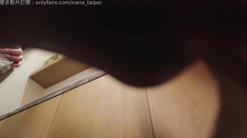 娜娜Nana Taipei20250624是不是又不乖，到處亂射精液？小雞巴，你真的很欠調教啊