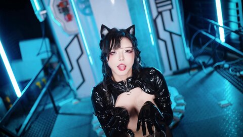 [Cosplay] 秋和柯基 科技猫 [17P1V-1.47GB]