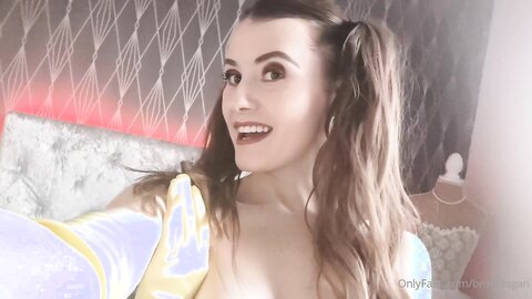 Brooklogan 09 12 2022 2710526845 Christmas Live Show Tonight П÷≤█П÷╓╤П÷▌│ Il Be Going Live Between 9 10Pm Uk Time Hope Y
