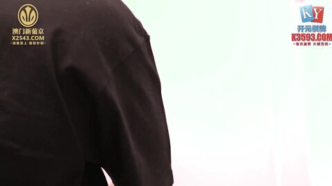MCY-0164高端外围竟是妈妈的朋友-楚梦舒