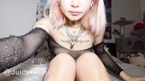 Juicyfakku 2022 02 03 2351157841