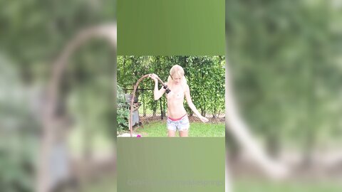 Maddiesprings 2022 2373729718 Phone Made This Video The Day Filmed Water Hose Video Lol