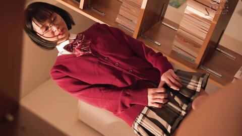 CAWD-520 Im A Middle-Aged Teacher, Easily Lost My Virginity By A Quiet Literature Girl And Awakened To A...