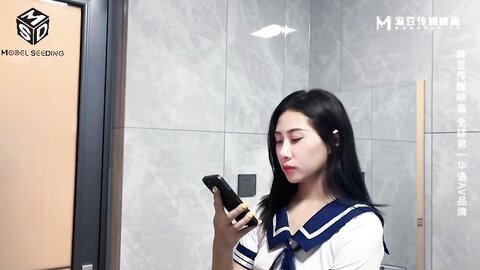 MSD-126痴女播主吞精饮尿