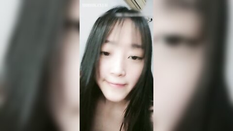 Cute Chinese Girlfriend Gives Good Sex