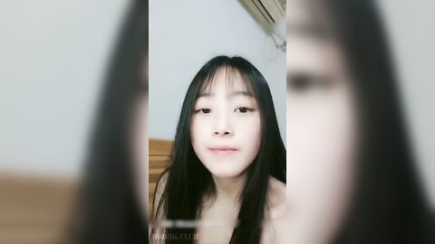 Cute Chinese Girlfriend Gives Good Sex