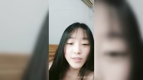 Cute Chinese Girlfriend Gives Good Sex