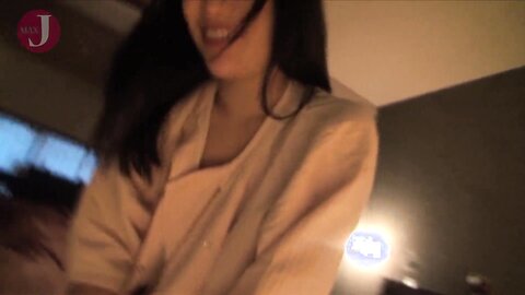 A Lewd Girl With An Erotic Body Who Wants To Suck Is Crazy While Screa