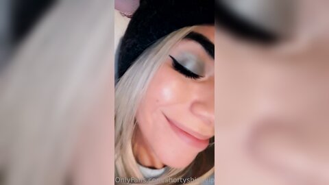 2022 11 30 2700580244 Do We Like Blonde On Me