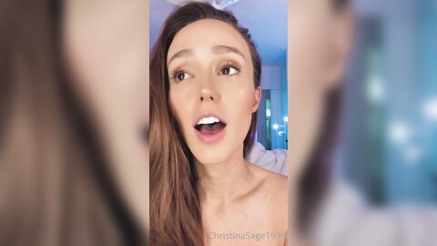 Christinasage1996 2021 10 22 2254082101
