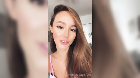 Christinasage1996 2021 10 27 2258545864